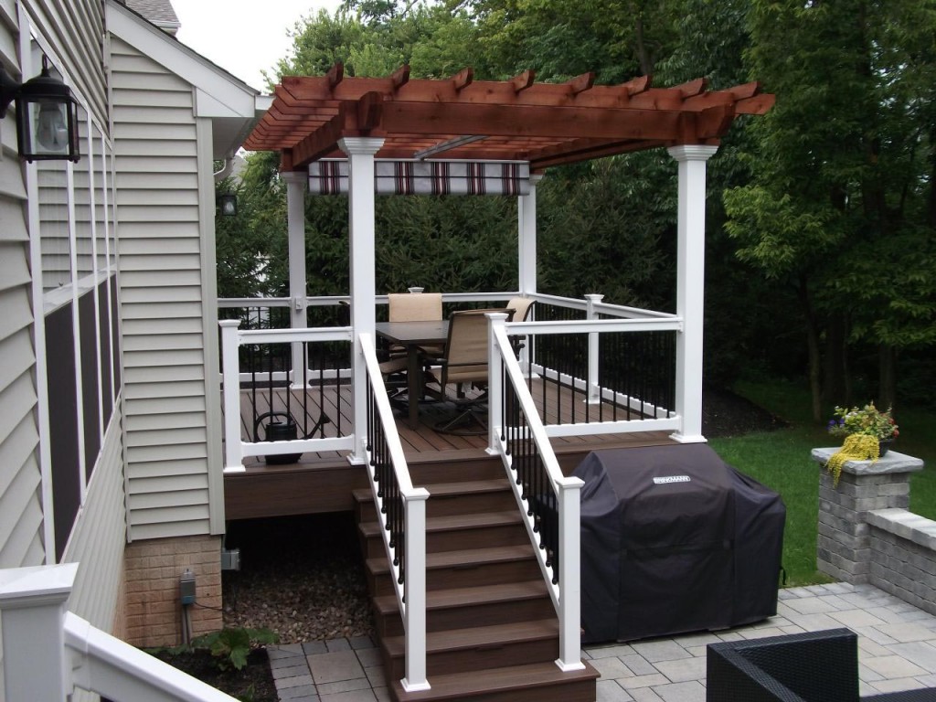 Pergola with Shade Canopy